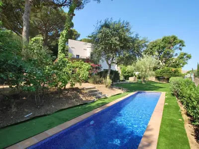 Piscina en o cerca de Can Pau
