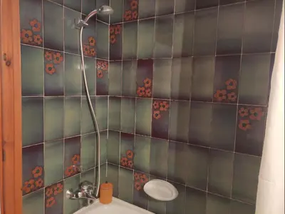 Un baño de Càntir