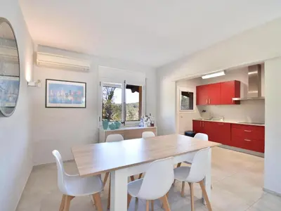 Una cocina o zona de cocina en Riebie