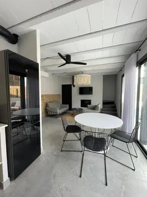 Una televisión o centro de entretenimiento en Casa Palma Pals 1