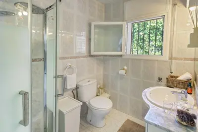 Un baño de VILLA ROSSELLÓ with private pool