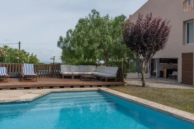 Piscina en o cerca de Romantic modern apartment private swimming pool 5 min walk from Begur Centre