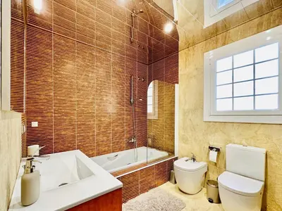 Un baño de Cardina CostaBravaSi