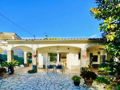 Edificio en el que se encuentra la casa o chalet