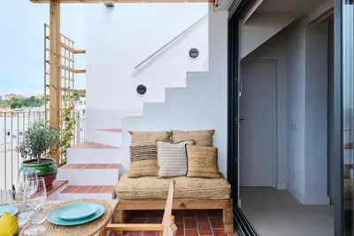 Un balcón o terraza de El Rancho at the Beach