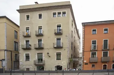 Edificio en el que se encuentra el apartamento