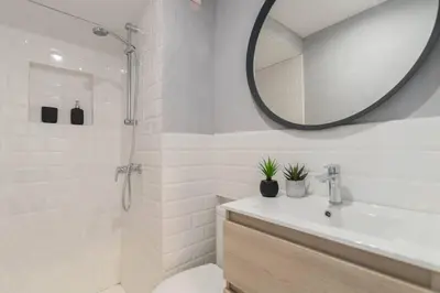 Un baño de Banana Beach Boutique Studio