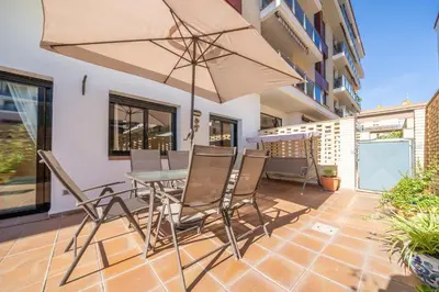 Un balcón o terraza de HomeHolidaysRentals Fortuny - Costa Barcelona