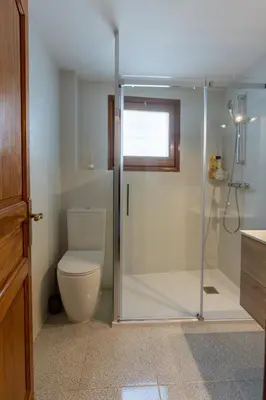 Un baño de Seamount, a beautiful house overlooking Tamariu