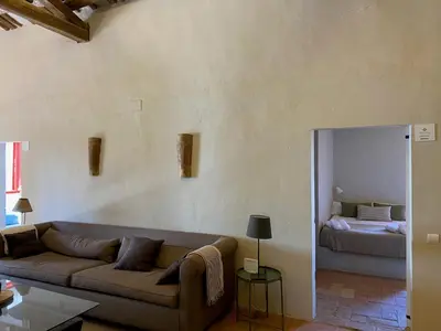 Zona de estar de Torre Bertrana By Grup Duquessa