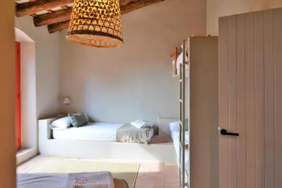Cama o camas de una habitación en Torre Bertrana By Grup Duquessa