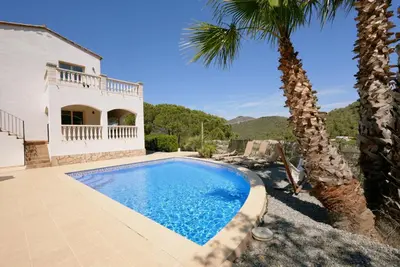 Piscina en o cerca de Villa Treehouse by Alvent Holidays