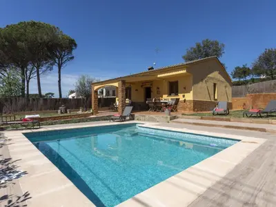 Piscina en o cerca de Holiday Home Ca La Lou by Interhome