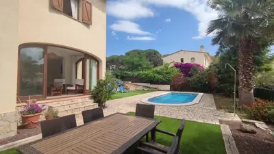 Piscina en o cerca de VILLAS COSETTE Villa Brava