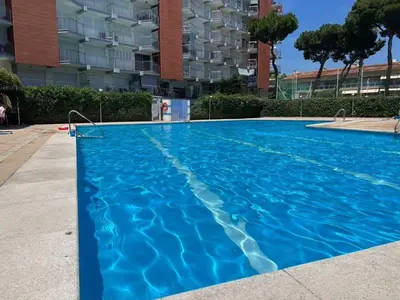 Piscina en o cerca de Apartamento Platja d’Aro · 2 dormitorios con pisci