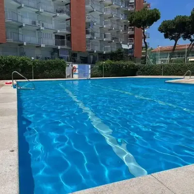 Apartamento Platja d’Aro · 2 dormitorios con pisci