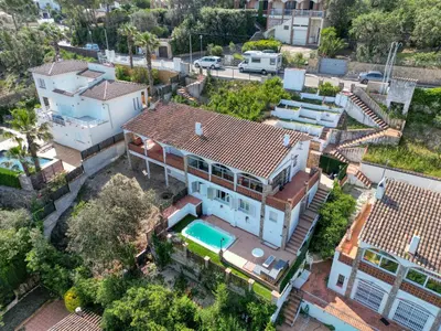 Edificio en el que se encuentra la casa o chalet