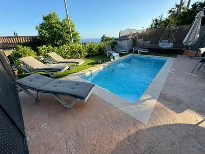 Piscina en o cerca de Duna House Lloret de Mar - Apartments with views of the beach