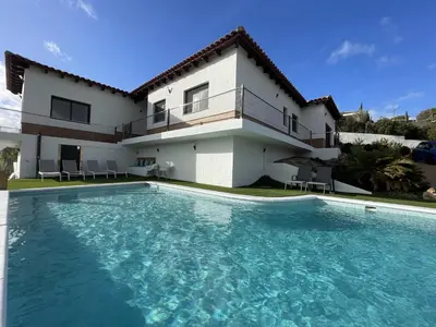 Piscina en o cerca de Villa Mas Paz