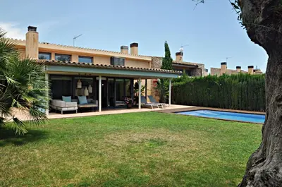 Piscina en o cerca de Villa Torrent Costa Brava, con piscina privada!