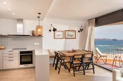 Una cocina o zona de cocina en Flateli Sant Antoni 6