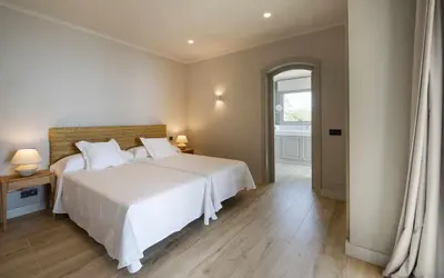 Cama o camas de una habitación en Luxury Villa Tossa de Mar – Frente al Mar