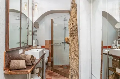 Un baño de Le Rondini Solo Adultos