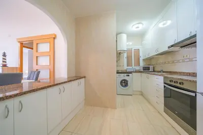 Una cocina o zona de cocina en HomeHolidaysRentals Estrella - Costa Barcelona