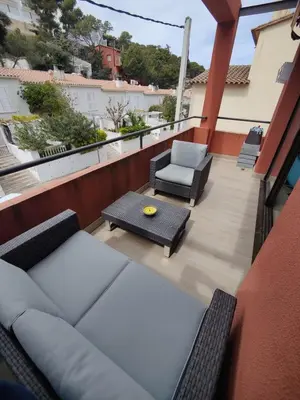 Zona de estar de Piso reformado a pie de playa Sa Riera Begur