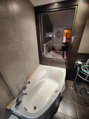 Un baño de Hostal Manel