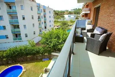 Un balcón o terraza de AL38 elegant apartment in Fenals beach