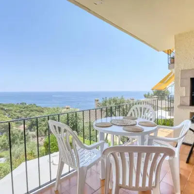 apartament amb piscina comunitària al Golfet