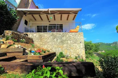 Jardín al aire libre en V&V LLORET- Villa Suecia