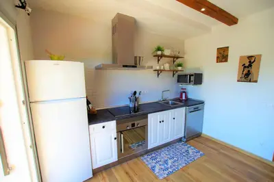 Una cocina o zona de cocina en V&V LLORET- Villa Suecia