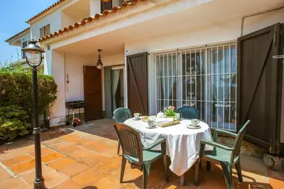Un balcón o terraza de CL11 Nice townhouse with sea views