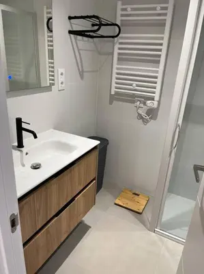 Un baño de Nice new flat near the beach