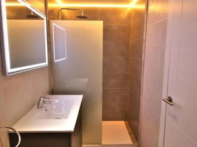 Un baño de AL35 - Bonito apartamento a 200 metros de la playa