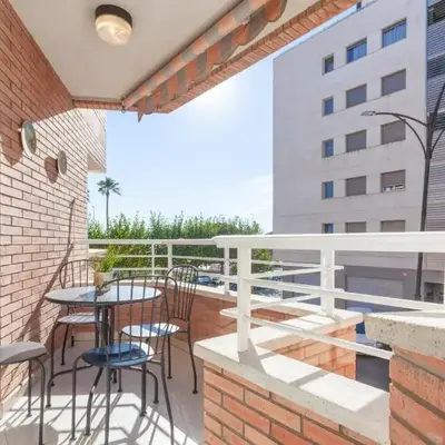 Fantástico apartamento en la playa. A/A y vistas