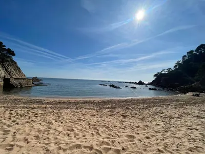 Plano de Ubicación idílica en Rosamar, a 1 min de la playa