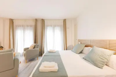 Cama o camas de una habitación en Bravissimo Plaça Catalunya 1-2, Studio apartment