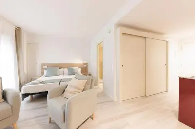 Cama o camas de una habitación en Bravissimo Plaça Catalunya 1-2, Studio apartment