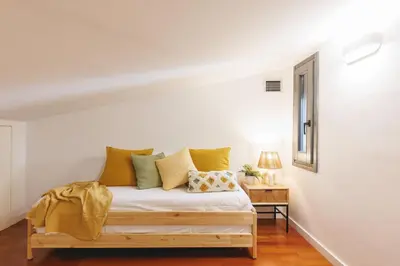 Cama o camas de una habitación en Bravissimo Plaça Catalunya 2-2, Duplex apartment