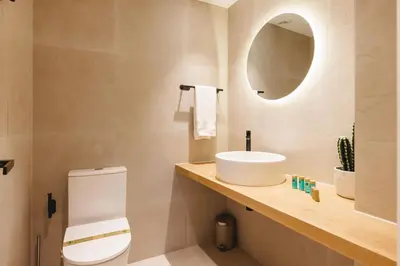 Un baño de Bravissimo Cort Reial Duplex, Spacious with 3 bedrooms