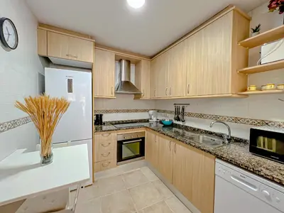 Una cocina o zona de cocina en Vivalidays Montserrat - Blanes