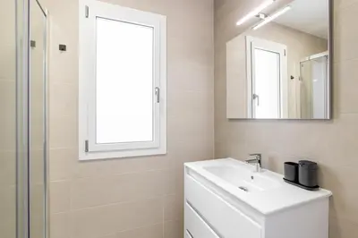 Un baño de Calella Apartments by Olala Homes