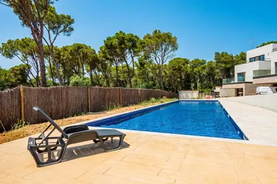 Piscina en o cerca de AM-7 Llafranc 6 Pax