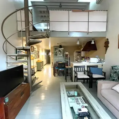 Casa familiar duplex y parking gratis