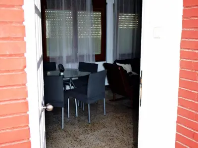 Un restaurante o sitio para comer en AFRODITA Casa con dos apartamentos independientes