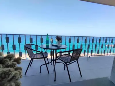 Un balcón o terraza de BA - Primera Linea - Neptuno