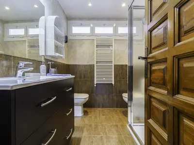Un baño de Piso ideal para dos con balcón Platja d'Aro